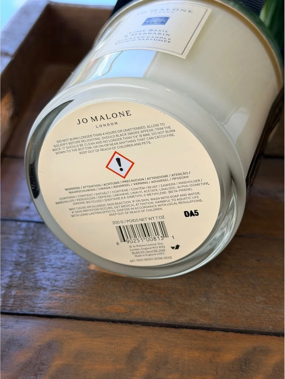 Jo Malone London Lime Basil & Mandarin Scented Candle 7 oz / 200 g - MSRP $85